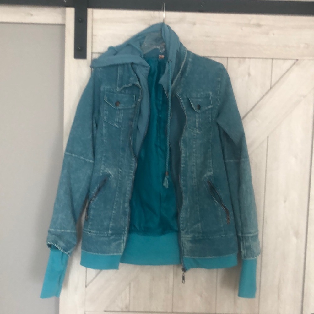 Denim double zipper with hood